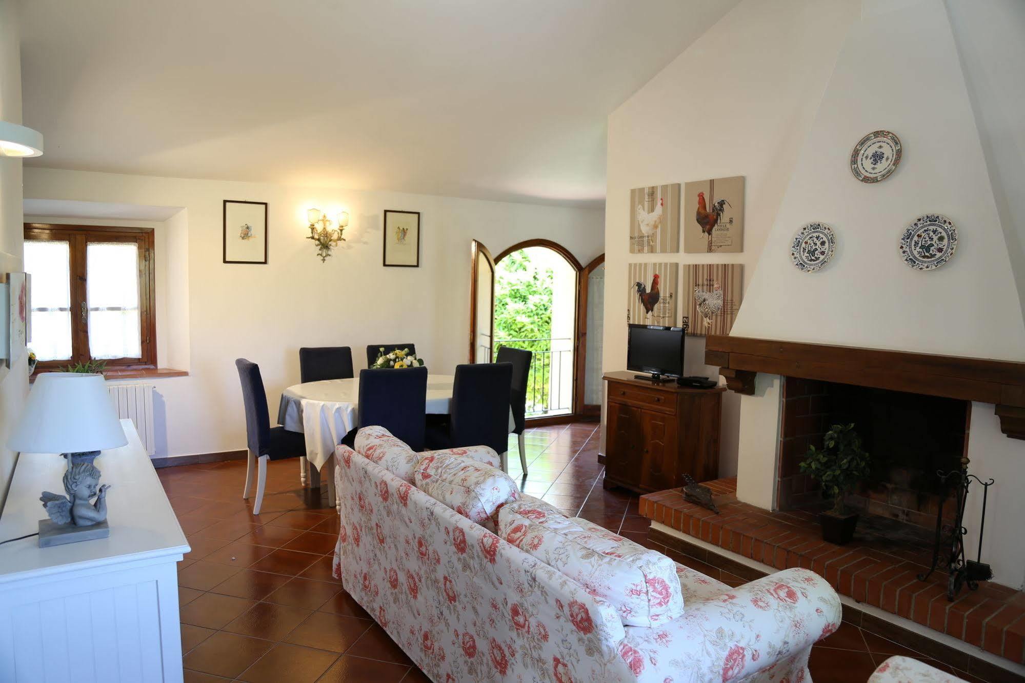 Отель Casabella Residenza D'Epoca Casellina Экстерьер фото